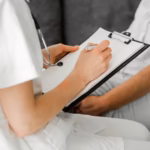 Autyzm czy ADHD - Jak rozpoznać różnice i podobieństwa? Spektrum autyzmu i ADHD: Zrozumienie różnic i podobieństw